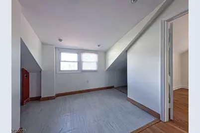 621 Palisade Rd, Union Township, NJ 07083 - Photo 19