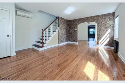 621 Palisade Rd, Union Township, NJ 07083 - Photo 5