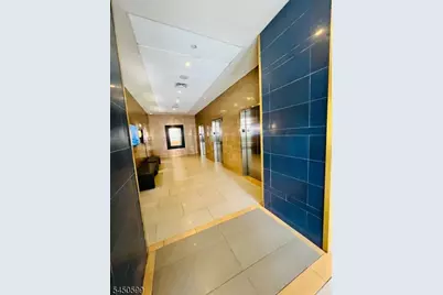 110 Somerset St Unit 2103, New Brunswick, NJ 08901 - Photo 3