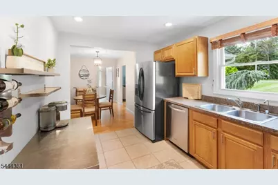 111 Milton Rd, Jefferson Township, NJ 07438 - Photo 9