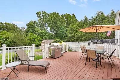 111 Milton Rd, Jefferson Township, NJ 07438 - Photo 37