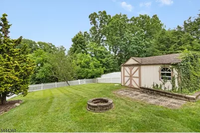 111 Milton Rd, Jefferson Township, NJ 07438 - Photo 35