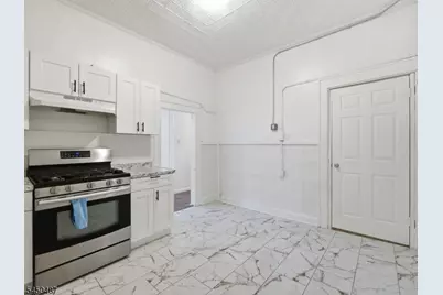 302 Belmont Ave, Belleville, NJ 07109 - Photo 7