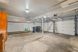 911 Plainfield Ave, Plainfield, NJ 07060 - Photo 5