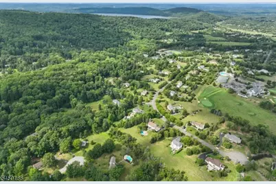 10 Sunnyfield Dr, Readington, NJ 08889 - Photo 3