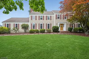 10 Sunnyfield Dr, Readington, NJ 08889 - Photo 1