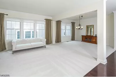 61 Bedford Dr, Montgomery Township, NJ 08558 - Photo 5