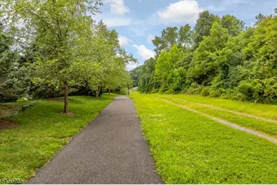61 Bedford Dr, Montgomery Township, NJ 08558 - Photo 29