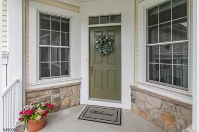 61 Bedford Dr, Montgomery Township, NJ 08558 - Photo 3