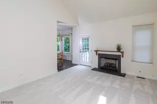 61 Bedford Dr, Montgomery Township, NJ 08558 - Photo 9