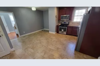 45 Highland Ave #2, Newark, NJ 07104 - Photo 5