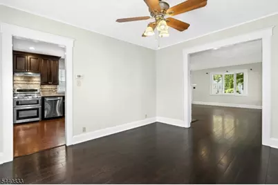 48 Mansion Ter, Cranford Township, NJ 07016 - Photo 7