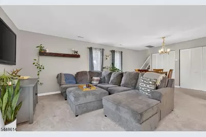 21 Sam Bonnell Dr, Union Township, NJ 08809 - Photo 9