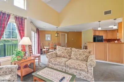 8 Maple Cres Unit #21, Vernon, NJ 07462 - Photo 7