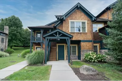 8 Maple Cres Unit #21, Vernon, NJ 07462 - Photo 1