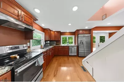 6 Hoover Rd, Jefferson Township, NJ 07438 - Photo 19