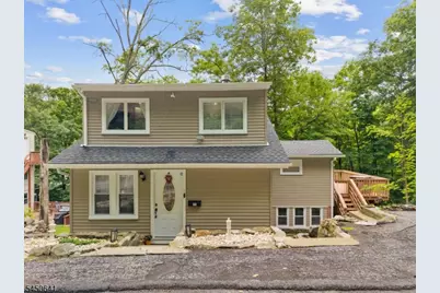 6 Hoover Rd, Jefferson Township, NJ 07438 - Photo 3