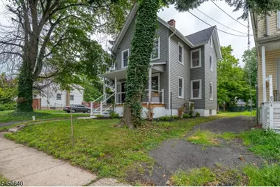 806 E 2nd St, Plainfield, NJ 07062 - Photo 3