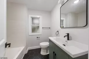 806 E 2nd St, Plainfield, NJ 07062 - Photo 11