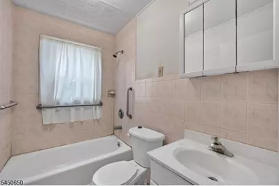 253 Chestnut St, Bound Brook, NJ 08805 - Photo 13