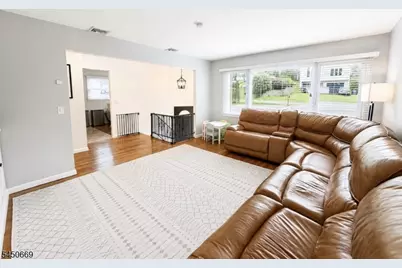522 Dinah Rd, Roxbury Township, NJ 07850 - Photo 11