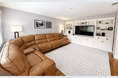 522 Dinah Rd, Roxbury Township, NJ 07850 - Photo 9