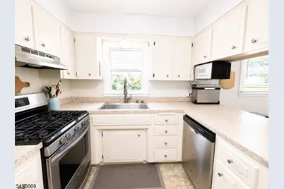 522 Dinah Rd, Roxbury Township, NJ 07850 - Photo 17