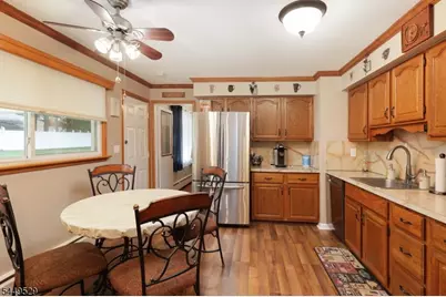 167 Acorn Dr, Clark Township, NJ 07066 - Photo 17