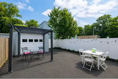 539 Joyce St, Orange, NJ 07050 - Photo 15