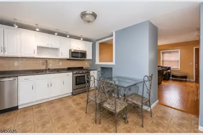 539 Joyce St, Orange, NJ 07050 - Photo 5
