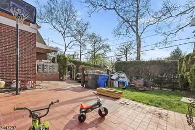 409 Tryon Ave, Englewood, NJ 07631 - Photo 9