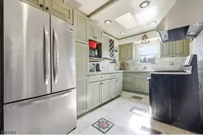 409 Tryon Ave, Englewood, NJ 07631 - Photo 5