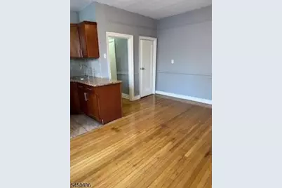 1116 Anna St #1C, Elizabeth, NJ 07201 - Photo 3