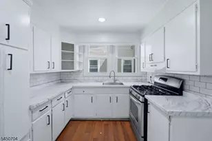 139 Isabella Ave, Newark, NJ 07106 - Photo 15