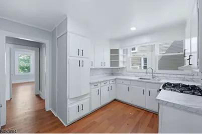 139 Isabella Ave, Newark, NJ 07106 - Photo 17