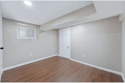 139 Isabella Ave, Newark, NJ 07106 - Photo 35