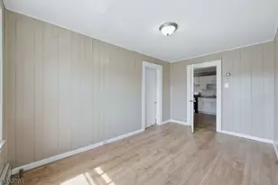 139 Isabella Ave, Newark, NJ 07106 - Photo 29
