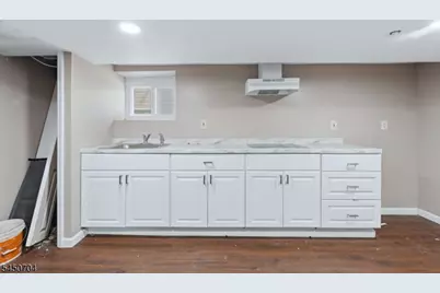 139 Isabella Ave, Newark, NJ 07106 - Photo 33