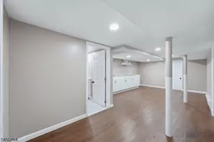 139 Isabella Ave, Newark, NJ 07106 - Photo 31