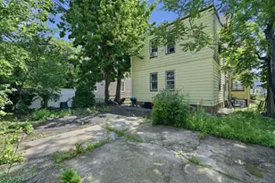 139 Isabella Ave, Newark, NJ 07106 - Photo 43