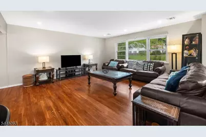 5 Rockaway Pl, Parsippany, NJ 07054 - Photo 5