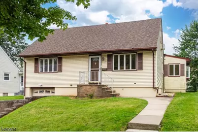 52 Huemmer Ter, Clifton, NJ 07013 - Photo 3