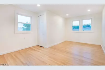 52 Huemmer Ter, Clifton, NJ 07013 - Photo 17