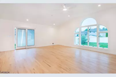 52 Huemmer Ter, Clifton, NJ 07013 - Photo 11