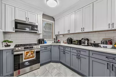 1457 52nd St, North Bergen, NJ 07047 - Photo 19