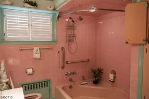 85 Strong St, Wallington, NJ 07057 - Photo 15