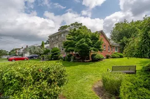 905 Salem Ave, Hillside, NJ 07205 - Photo 3