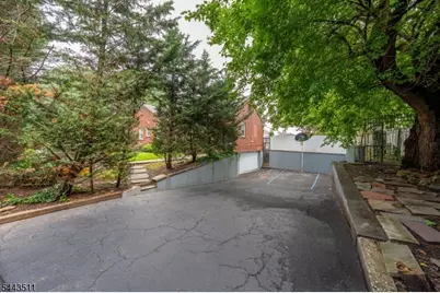 905 Salem Ave, Hillside, NJ 07205 - Photo 17