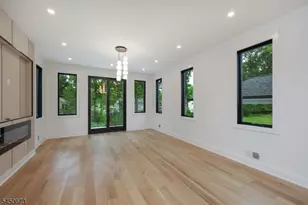 63 Billingsley Dr, Livingston, NJ 07039 - Photo 15