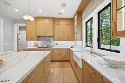 21 Kilmer Dr, Millburn, NJ 07078 - Photo 11